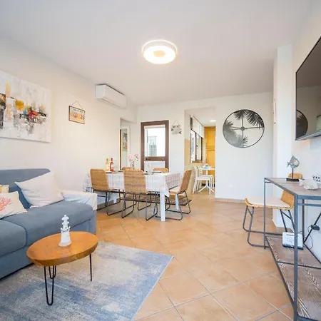 بيت للعطل Port Townhouse W/ Jacuzzi ماربيا