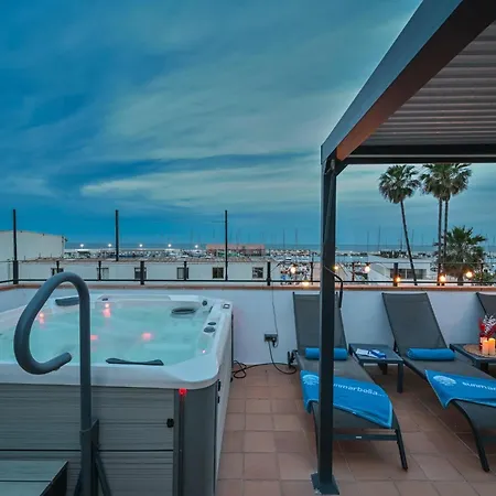 Port Townhouse W/ Jacuzzi *
